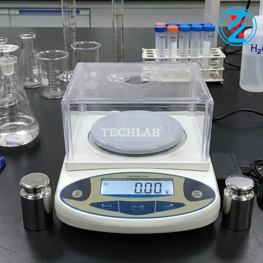 Cân Điện Tử 2 Số Lẻ (2000g/0.01g) JNB20002