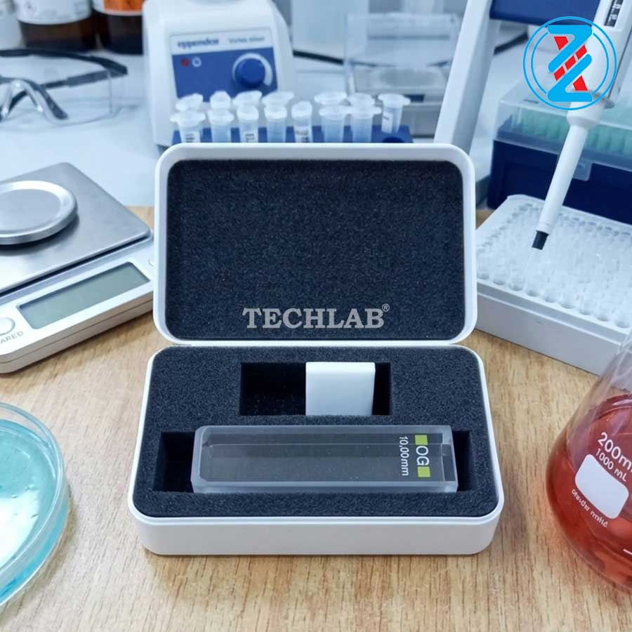 CUVETTE THỦY TINH 10mm (6030-10-10)_HELLMA