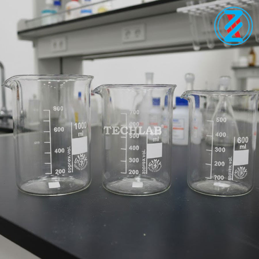 Cốc Đốt Thấp Thành Có Mỏ Simax