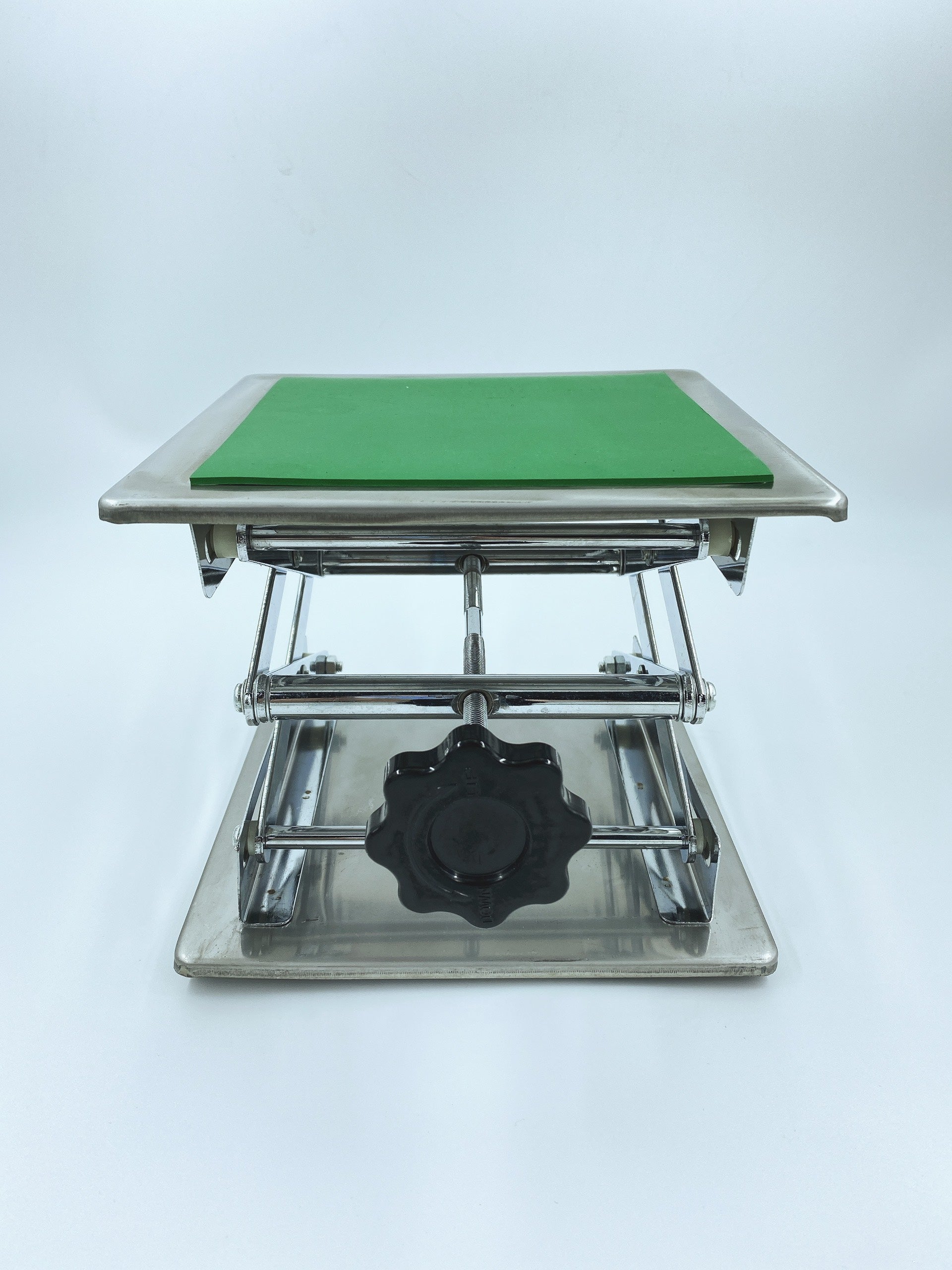 BÀN NÂNG INOX 200x200mm_GENLAB