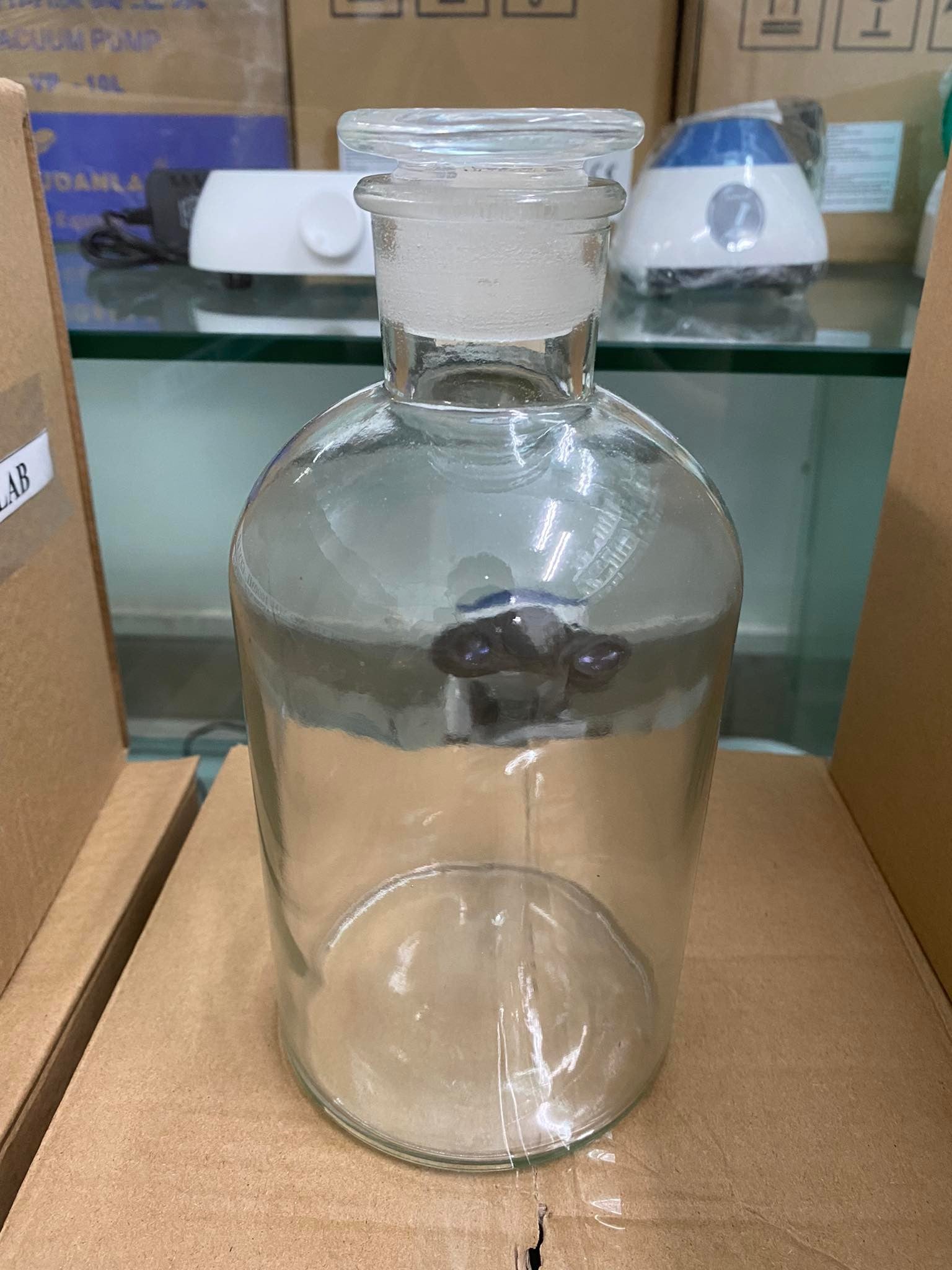 CHAI TRẮNG NẮP MÀI MIỆNG HẸP 1000ML_GENLAB
