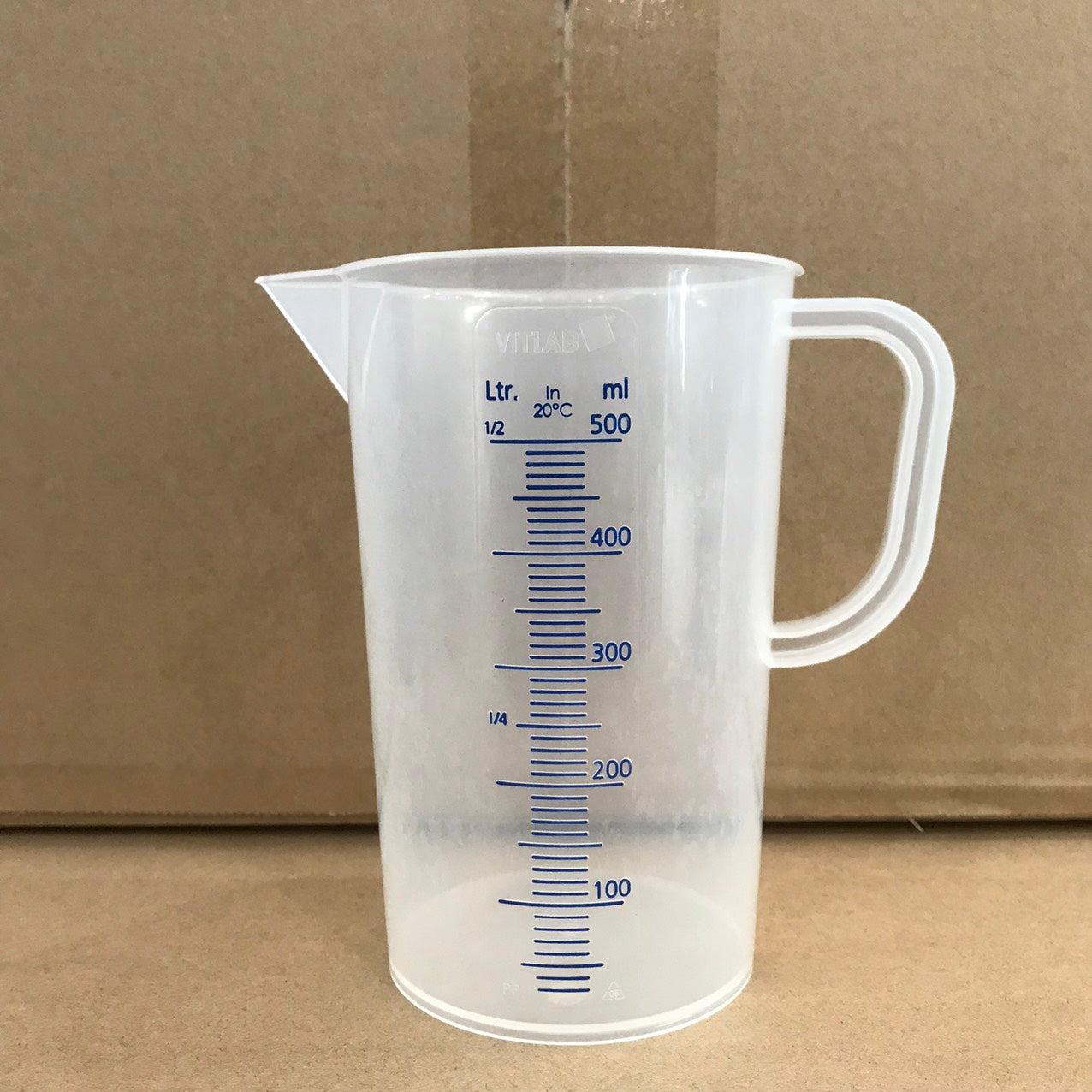 Cốc Nhựa PP Có Quai 500ml_VITLAB