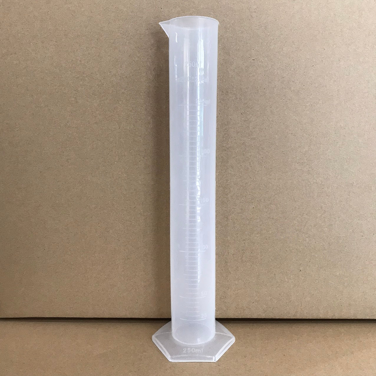 ỐNG ĐONG NHỰA PP 250ML_GENLAB