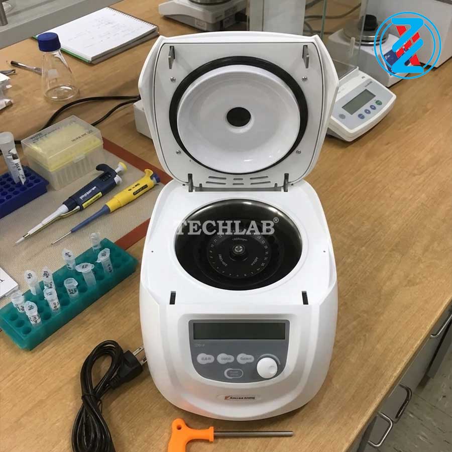 Máy ly tâm vi lượng tốc độ cao D3024_DLAB