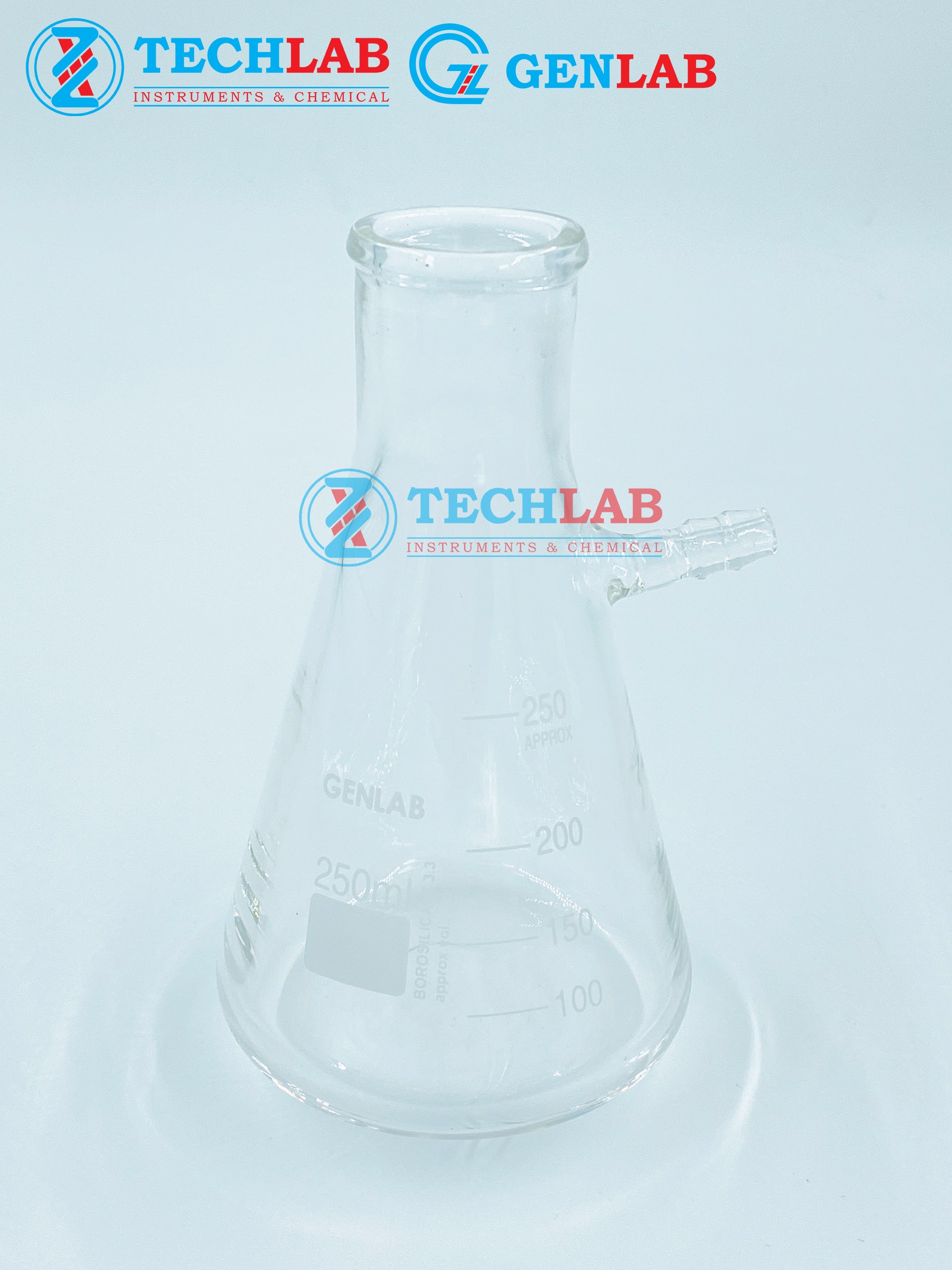 BÌNH TAM GIÁC CÓ VÒI 250ML_GENLAB