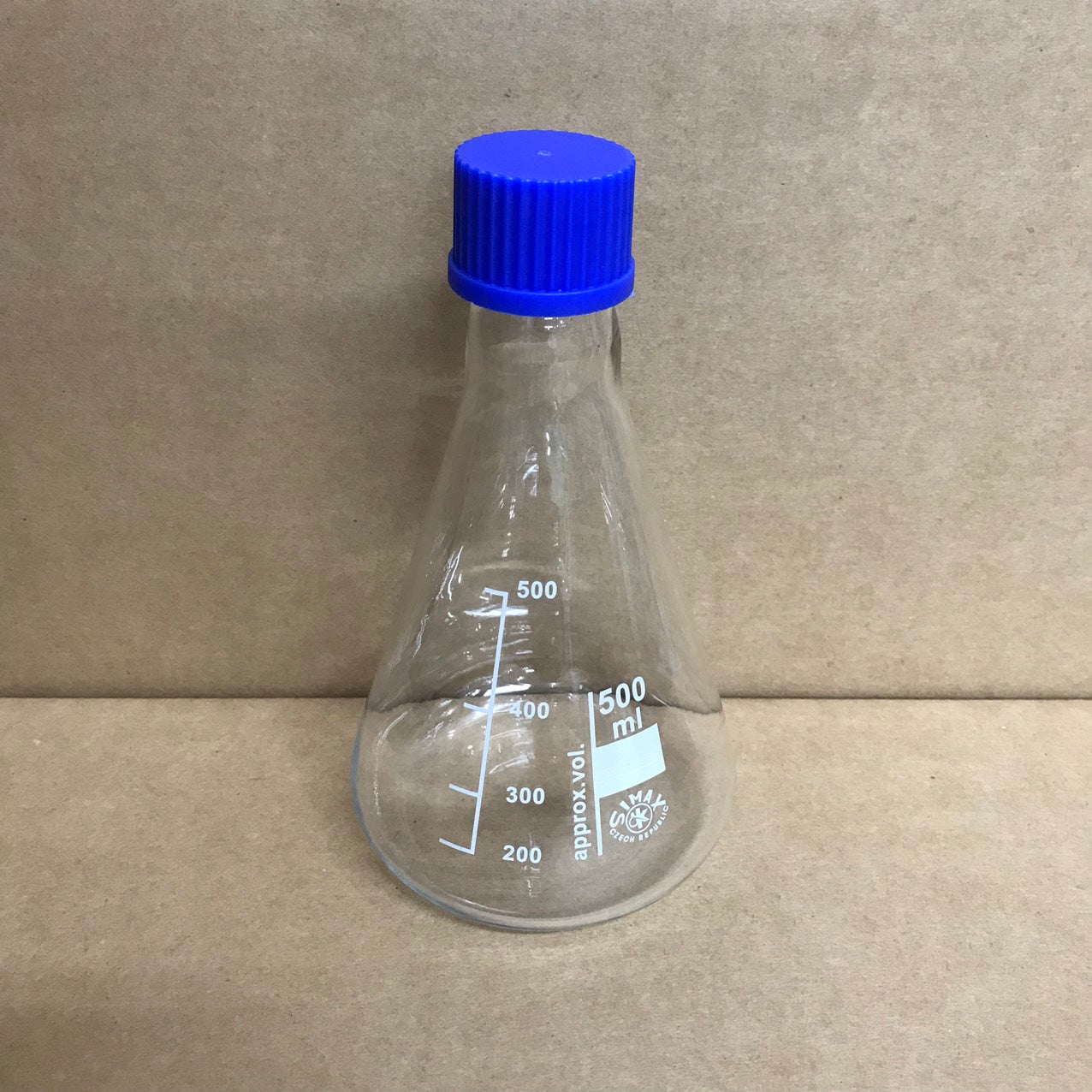 BÌNH TAM GIÁC NẮP VẶN 500ML_SIMAX