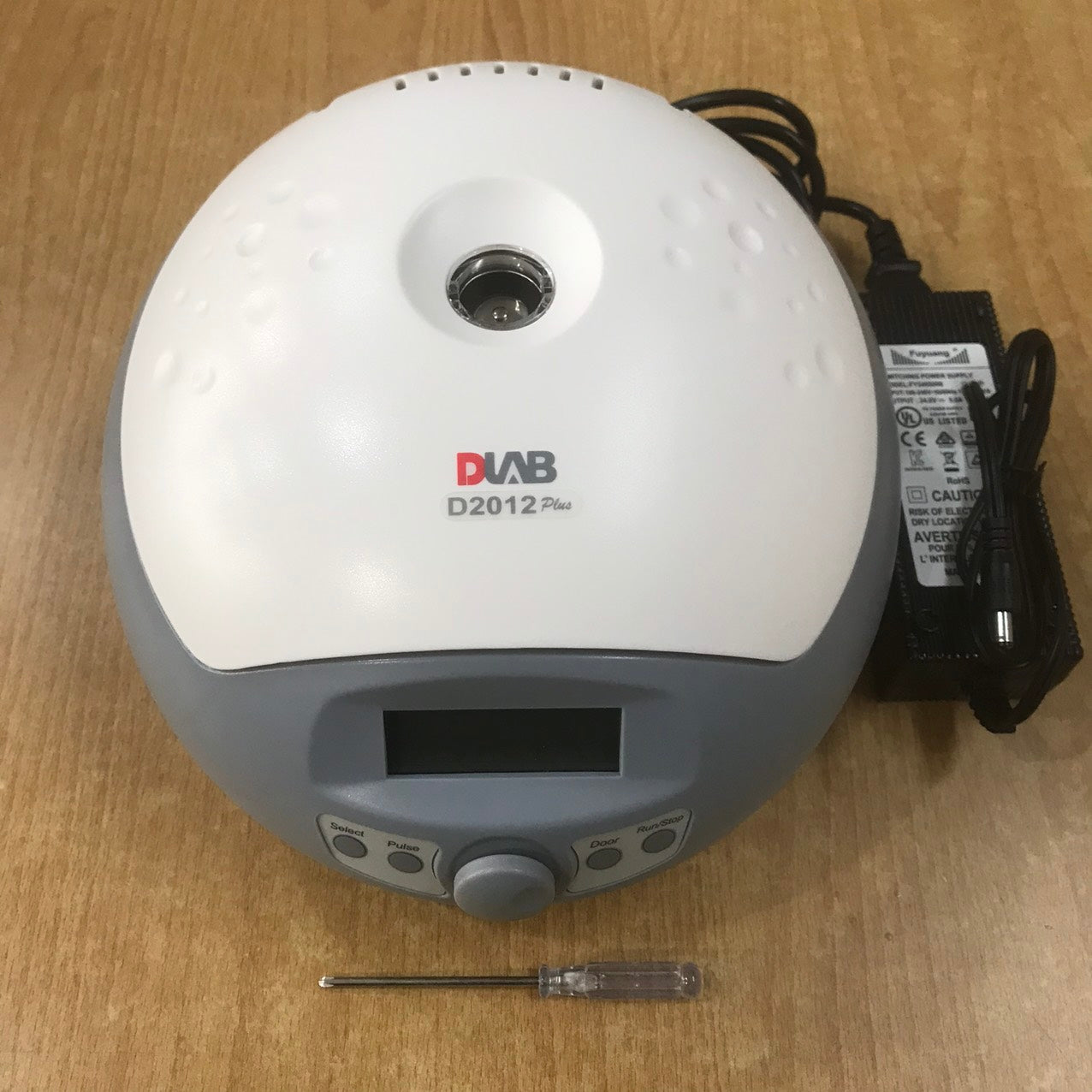 Máy Ly Tâm Mini Tốc Độ Cao D2012 Plus_DLAB