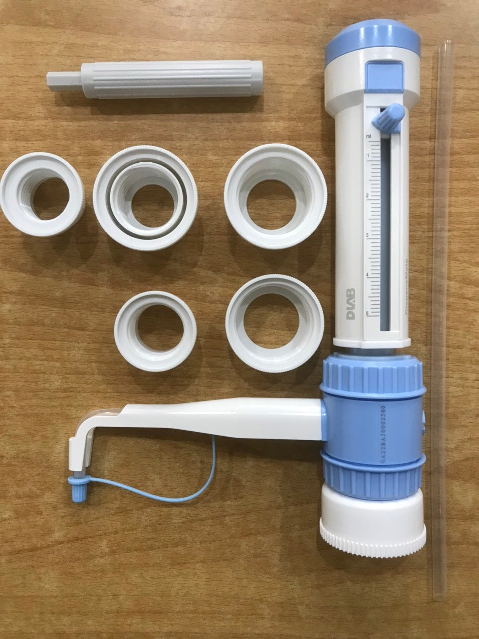 DỤNG CỤ RÓT MẪU KẾT NỐI VỚI BÌNH ĐỰNG DISPENSMATE 0.5-5ML_DLAB